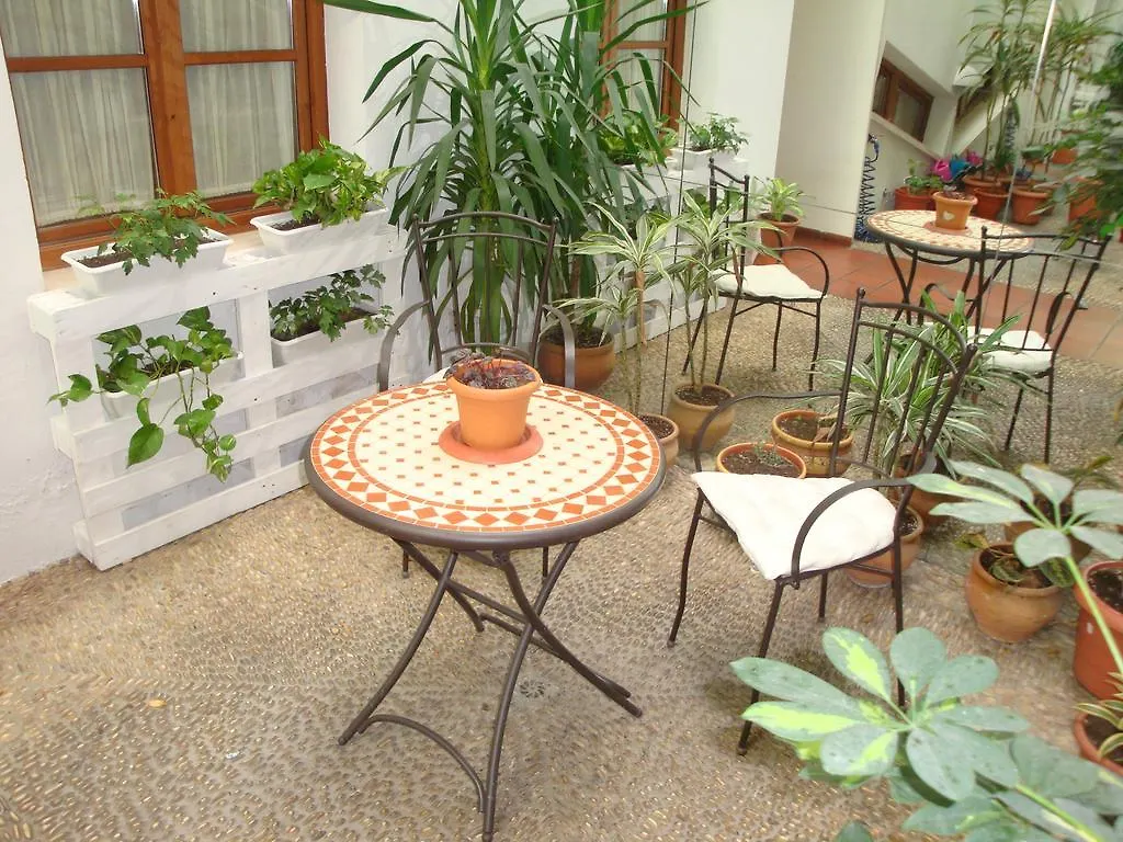 Casa de hóspedes Hostal Puerta Carmona Sevilha