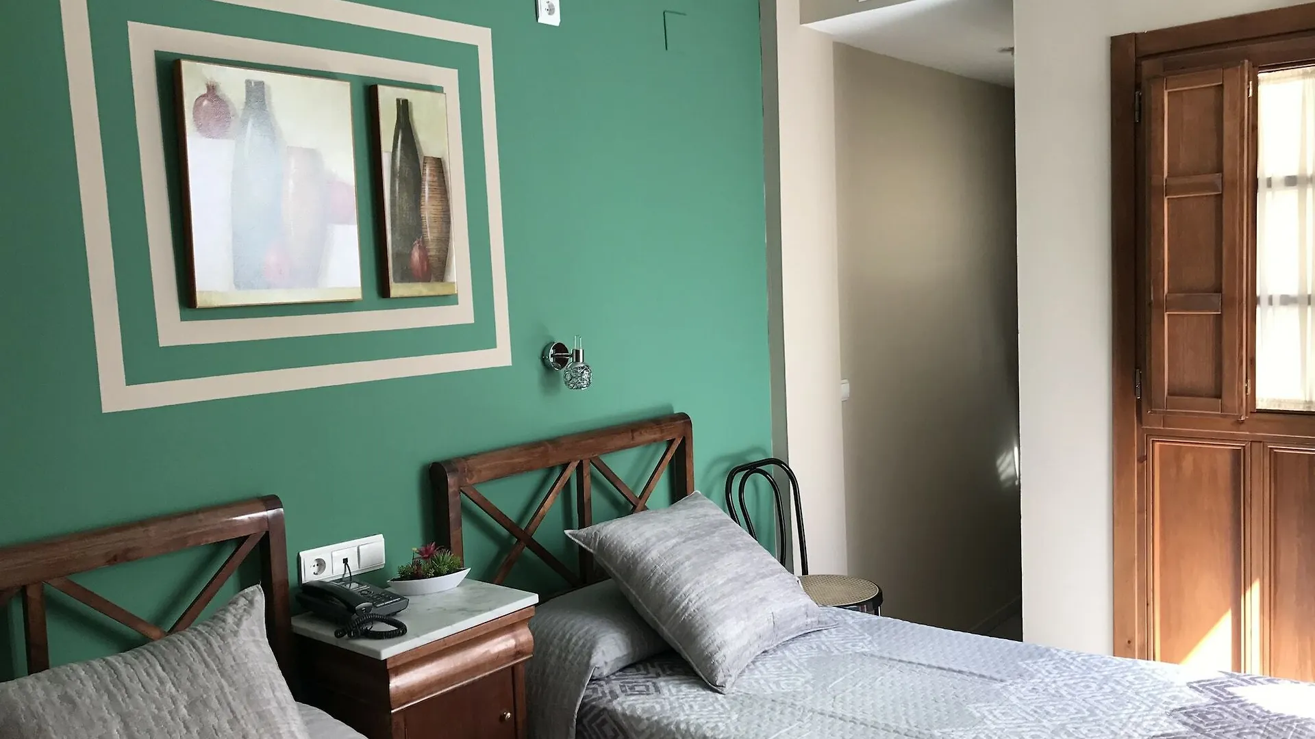 Hostal Puerta Carmona Seville